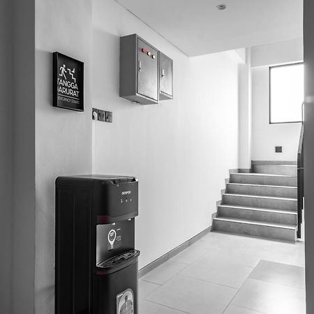 Assa Hotel Semarang Exterior photo